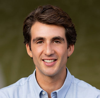 Retrato de Tomás Iturra, mentoría en finanzas y pitch